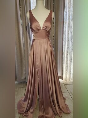 Cinderella Rose Gold Satin V-Neck Prom Gown